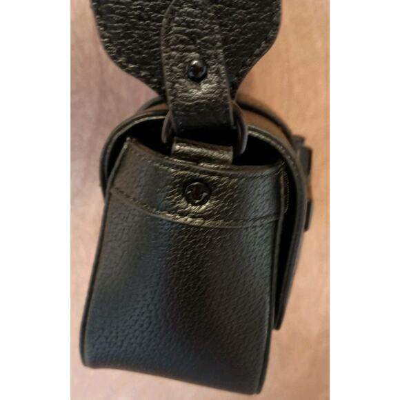 New True Religion Crossbody Shoulder Purse Bag Black Wide Adjustable Logo Strap - Picture 14 of 15
